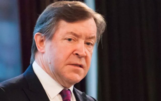 2017 – Sir Roger Gifford